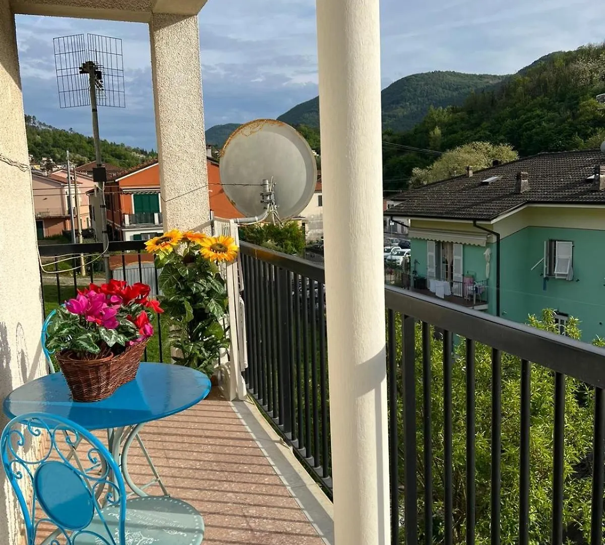 La Primula Vicinanza 5 Terre Villa Ricco del Golfo di Spezia Italy