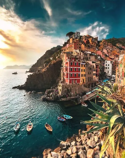 La Primula Vicinanza 5 Terre Villa Ricco del Golfo di Spezia Italy